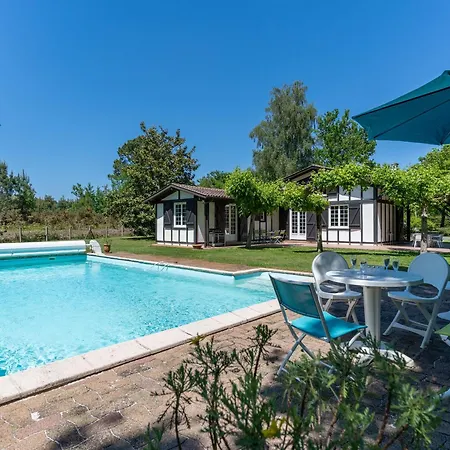 Maison A Parentis-en-born: Piscine, 6 Pers., Proche Et Ocean, Pistes Cyclables - Fr-1-319-553 Holiday home *