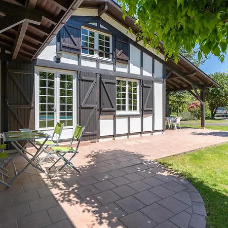 Maison A Parentis-en-born: Piscine, 6 Pers., Proche Et Ocean, Pistes Cyclables - Fr-1-319-553 * Parentis-en-Born