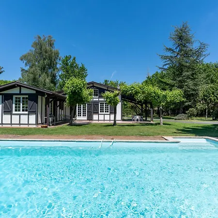 Maison A Parentis-en-born: Piscine, 6 Pers., Proche Et Ocean, Pistes Cyclables - Fr-1-319-553 Prázdninový dům