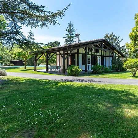 Maison A Parentis-en-born: Piscine, 6 Pers., Proche Et Ocean, Pistes Cyclables - Fr-1-319-553