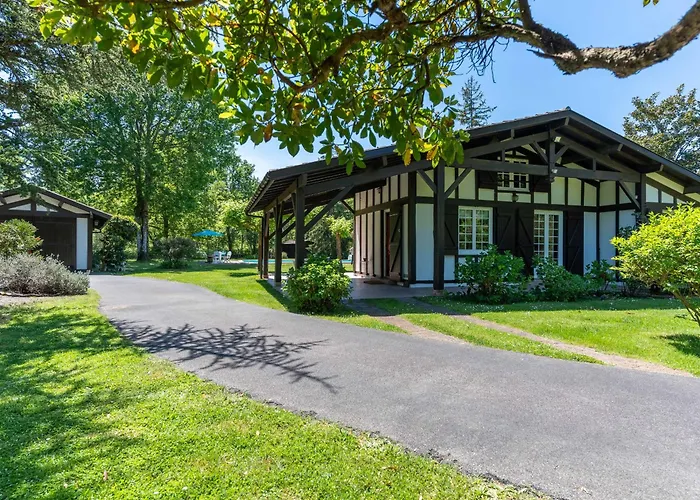 Maison A Parentis-en-born: Piscine, 6 Pers., Proche Et Ocean, Pistes Cyclables - Fr-1-319-553 Дом отдыха